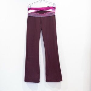 Lululemon Astro Pants Flare Wide Leg Leggings Plum Raspberry Quilt Size 10 Luon